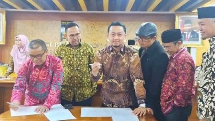 Syahrul Aidi Ditunjuk Sebagai Ketua Grup Kerjasama Bilateral DPR RI Untuk Palestina Syahrul Aidi Ditunjuk Sebagai Ketua Grup Kerjasama Bilateral DPR RI Untuk Palestina