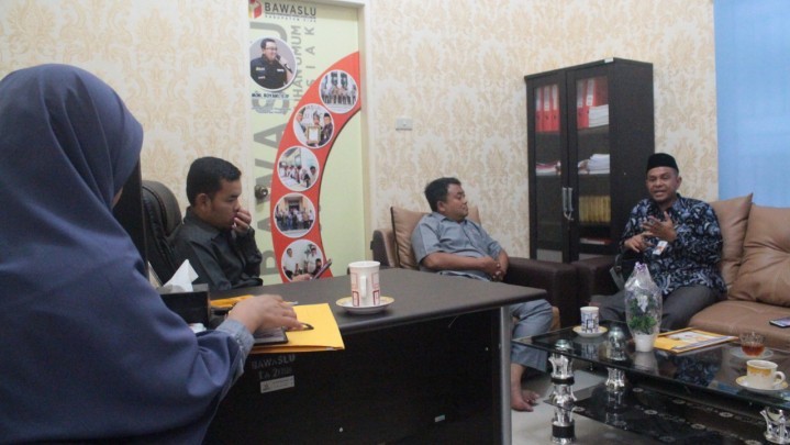 Kumpulkan Zakat, Baznas Siak Kunjungi Bawaslu Kabupaten Siak