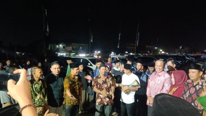 Momen Pengukuhan RT/RW Tuah Madani, PMI Gelar Donor Darah Momen Pengukuhan RT/RW Tuah Madani, PMI Gelar Donor Darah