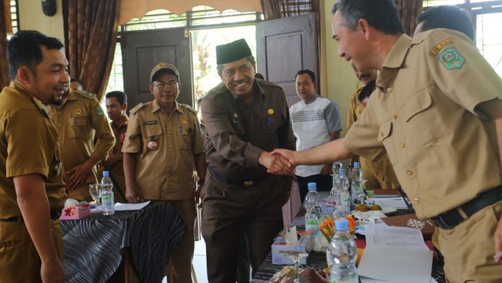 Buka Musrenbang Kecamatan Kerinci Kanan, Bupati Alfedri Sampaikan Program Pemda Buka Musrenbang Kecamatan Kerinci Kanan, Bupati Alfedri Sampaikan Program Pemda