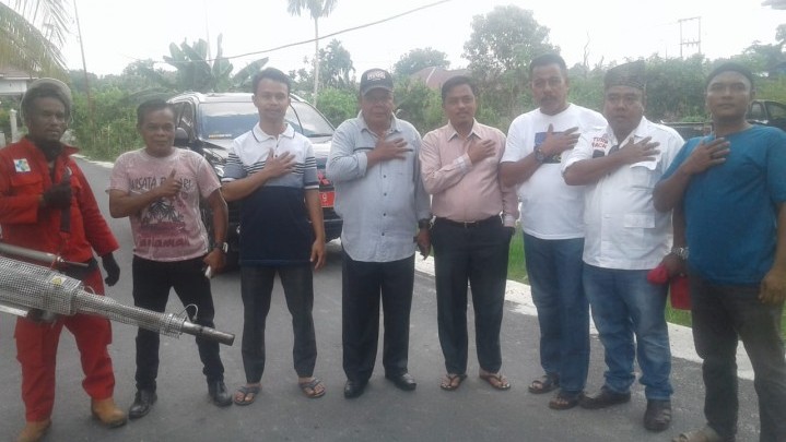 Repol Fogging Lingkungan Rumah Korban DBD di Kecamatan Kampa