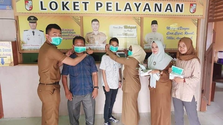 Cara Jitu Lurah Lembah Damai Antisipasi Wabah Virus Corona Cara Jitu Lurah Lembah Damai Antisipasi Wabah Virus Corona