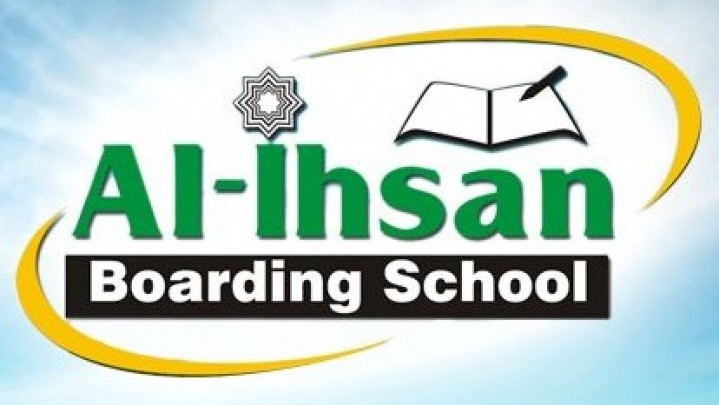Santriwati Al Ihsan Boarding School Raih Nilai UAMBN-BK Terbaik se-Kampar