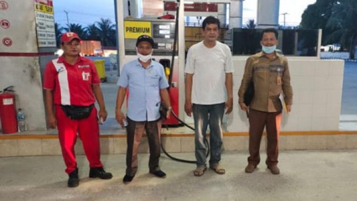 Anggota DPRD Siak Tinjau Kesiapan SPBU-40 Minas Hadapi Pandemi Covid-19