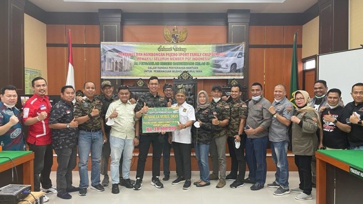 Komunitas Mitsubishi Pajero Sport Family Salurkan Bantuan Sosial di XII Koto Kampar dan Koto Kampar Hulu Komunitas Mitsubishi Pajero Sport Family Salurkan Bantuan Sosial di XII Koto Kampar dan Koto Kampar Hulu