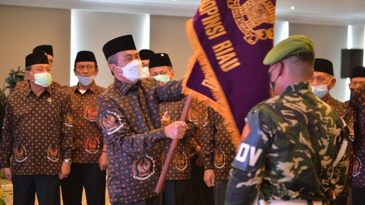 Gubri Jabat Ketum Dewan Harran Daerah Kejuangan 45 Provinsi Riau Gubri Jabat Ketum Dewan Harran Daerah Kejuangan 45 Provinsi Riau