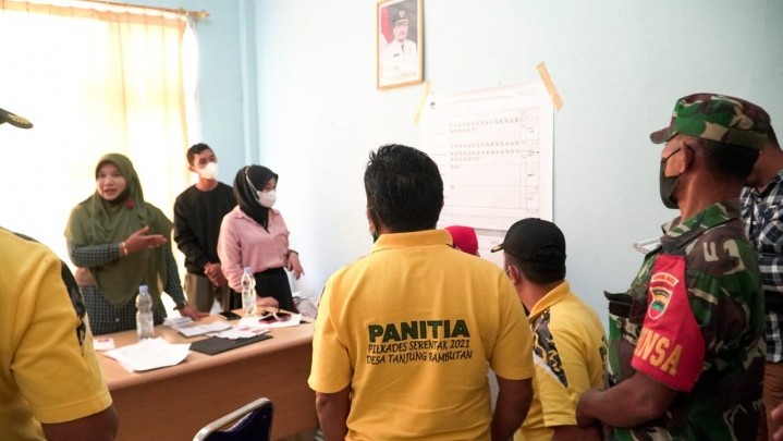 Setelah Hitung Ulang, Dedi Wahyudi Unggul Satu Suara Pilkades Desa Tanjung Rambutan Setelah Hitung Ulang, Dedi Wahyudi Unggul Satu Suara Pilkades Desa Tanjung Rambutan