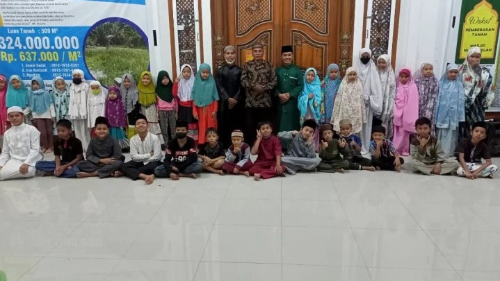 Syukuran 1 Tahun TPTQ Nurul Falah Pekanbaru, Semoga Menjadi Generasi yang Rabbani