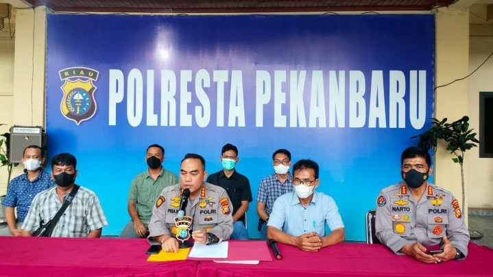 Kasus Pencabulan Anak di Bawah Umur Berujung Damai, Kapolresta Pekanbaru : Proses Tetap Berlanjut Kasus Pencabulan Anak di Bawah Umur Berujung Damai, Kapolresta Pekanbaru : Proses Tetap Berlanjut