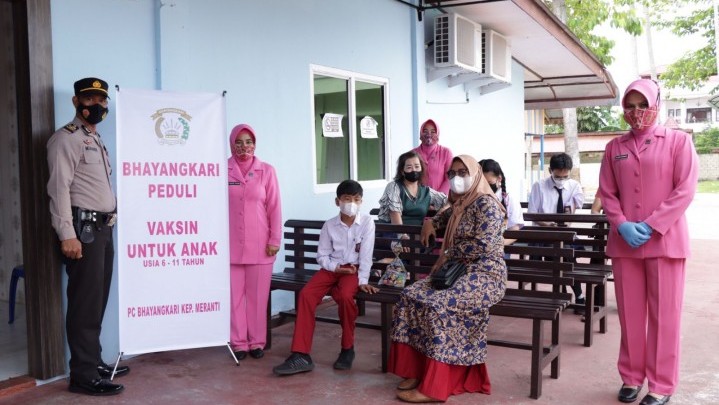 Anak Anggota Polri Usia 6-11 Tahun di Meranti Diprioritaskan Ikut Vaksinasi, Ini Tujuannya Anak Anggota Polri Usia 6-11 Tahun di Meranti Diprioritaskan Ikut Vaksinasi, Ini Tujuannya
