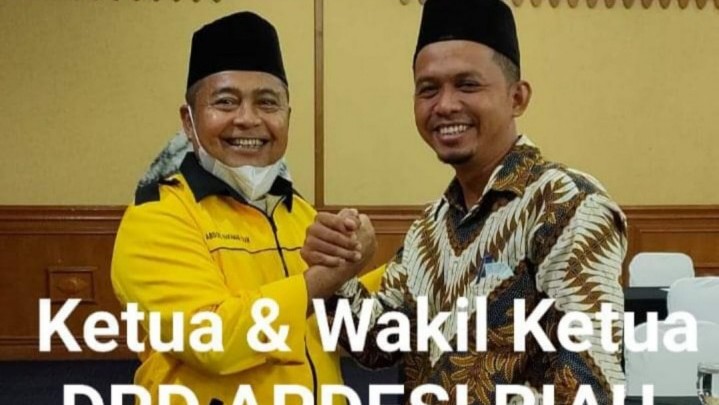 Edi Amin, Kades Alah Air, Jabat Wakil Ketua APDESI Riau Terpilih Secara Aklamasi Edi Amin, Kades Alah Air, Jabat Wakil Ketua APDESI Riau Terpilih Secara Aklamasi