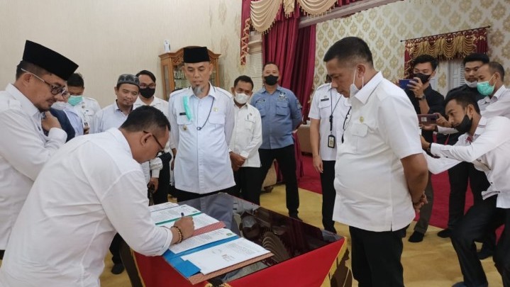 Melalui MoU, Pemkab Meranti Jamin Kesehatan Warganya di Dumai