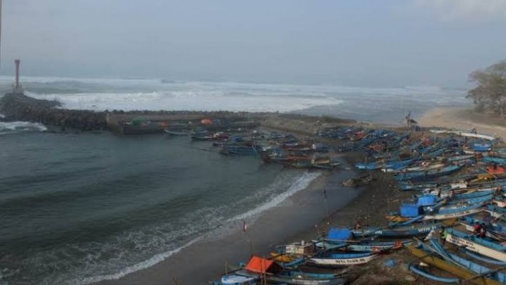 Pulau Jawa Diprediksi Alami Tsunami Capai Ketinggian 20 Meter Pulau Jawa Diprediksi Alami Tsunami Capai Ketinggian 20 Meter