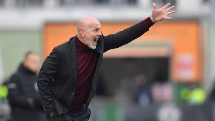 Kalah di Kandang Sendiri, Pelatih AC Milan Salahkan Wasit Kalah di Kandang Sendiri, Pelatih AC Milan Salahkan Wasit