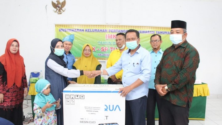 Luar Biasa, UEK-SP Tuah Karya 6 Tahun Laba Tertinggi se Pekanbaru Luar Biasa, UEK-SP Tuah Karya 6 Tahun Laba Tertinggi se Pekanbaru