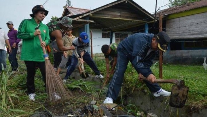Banjir Di Pekanbaru, Ini Penyebab dan Arahan Wako Firdaus Banjir Di Pekanbaru, Ini Penyebab dan Arahan Wako Firdaus