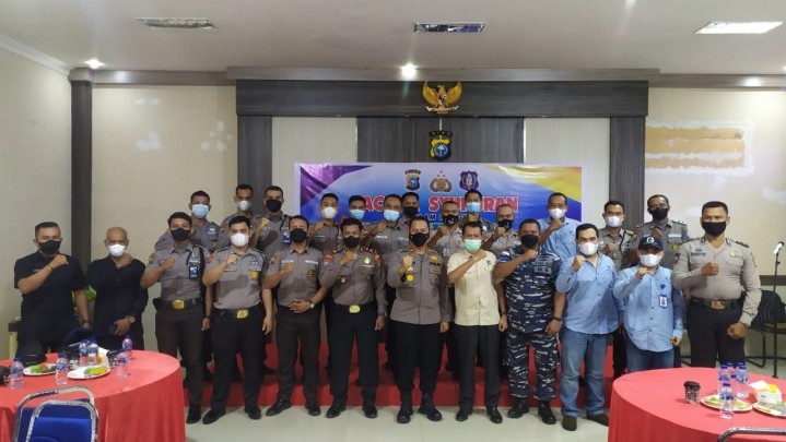 HUT Satpam ke-41, Kapolres Meranti: Terima Kasih dan Penghargaan Atas Dedikasinya HUT Satpam ke-41, Kapolres Meranti: Terima Kasih dan Penghargaan Atas Dedikasinya