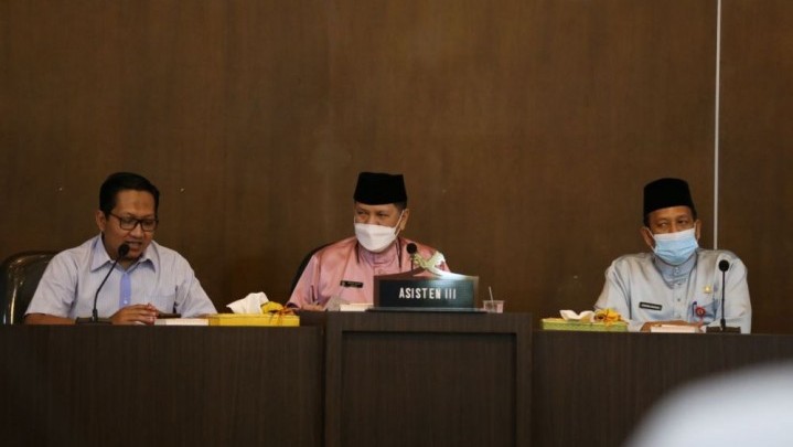 Penerapan Sistem Merit Pemprov Riau Disampaikan Kepala BKD pada DPRD Sumut