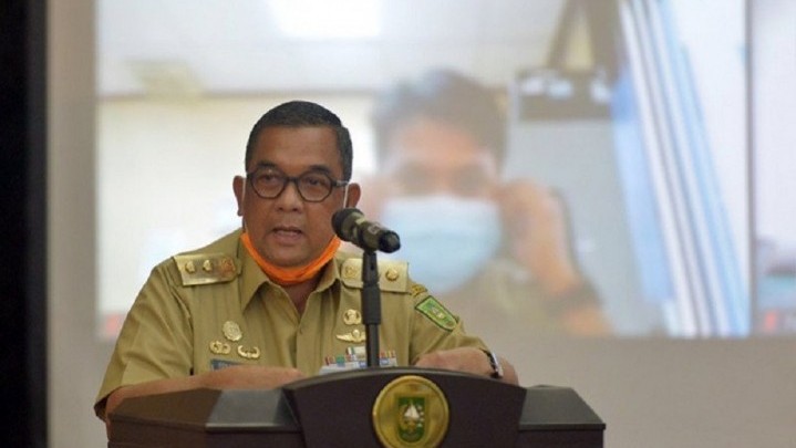 Program Bantuan Beasiswa Disebut Wagubri Komitmen Majukan Pendidikan Program Bantuan Beasiswa Disebut Wagubri Komitmen Majukan Pendidikan