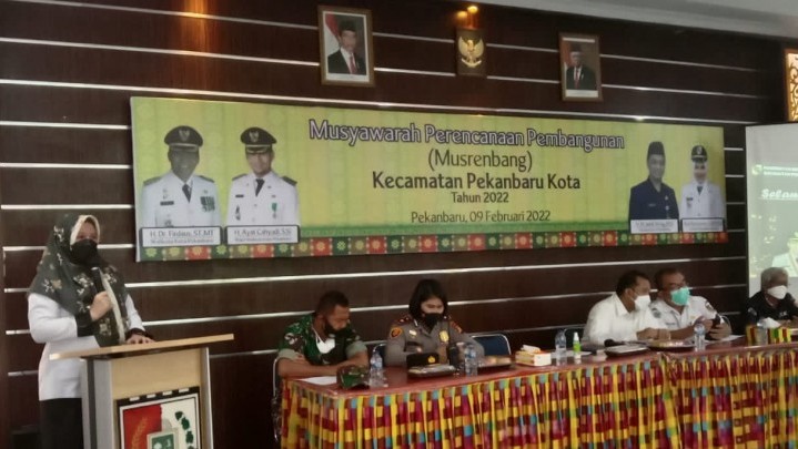 Camat Pekanbaru Kota Harapkan Usulan Prioritas Dapat Terealisasi Camat Pekanbaru Kota Harapkan Usulan Prioritas Dapat Terealisasi