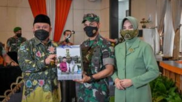 Brigjen TNI M. Syeh Ismed Pamit pada Masyarakat Kampar Brigjen TNI M. Syeh Ismed Pamit pada Masyarakat Kampar