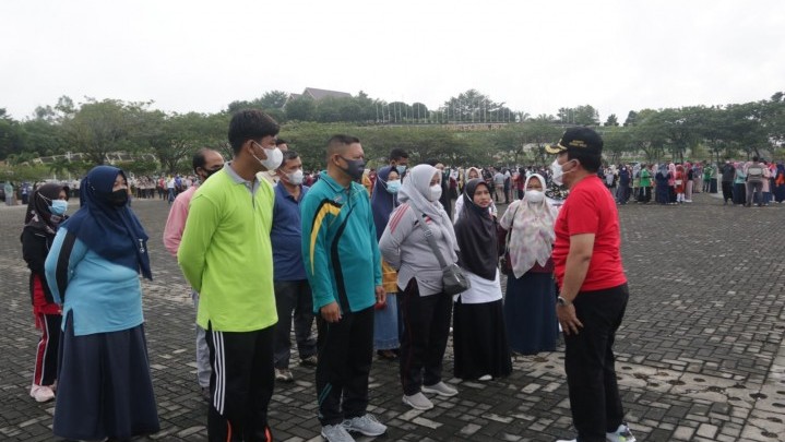 ASN Rohul Dikumpulkan, Langsung Vaksin di Tempat ASN Rohul Dikumpulkan, Langsung Vaksin di Tempat