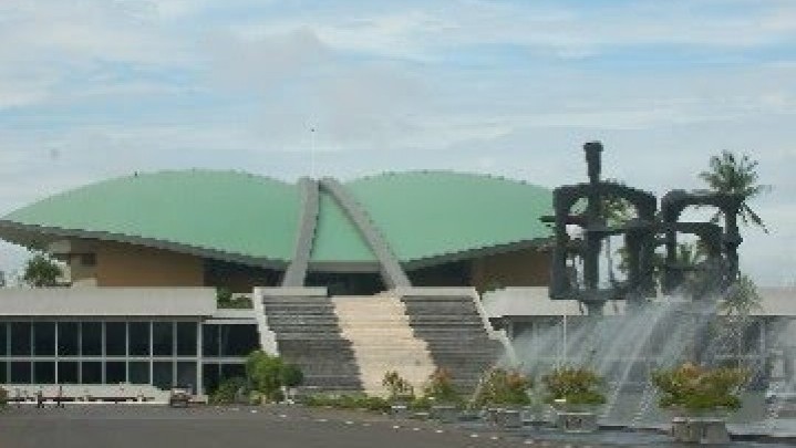 Dirut Krakatau Steel Diusir DPR dari Ruang Rapat Dirut Krakatau Steel Diusir DPR dari Ruang Rapat