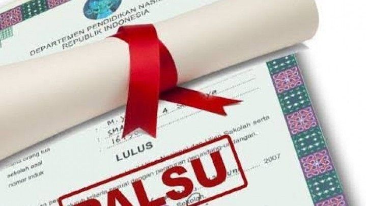 Bupati Diduga Gunakan Ijazah Palsu, Polisi Sudah Periksa Rektor Bupati Diduga Gunakan Ijazah Palsu, Polisi Sudah Periksa Rektor