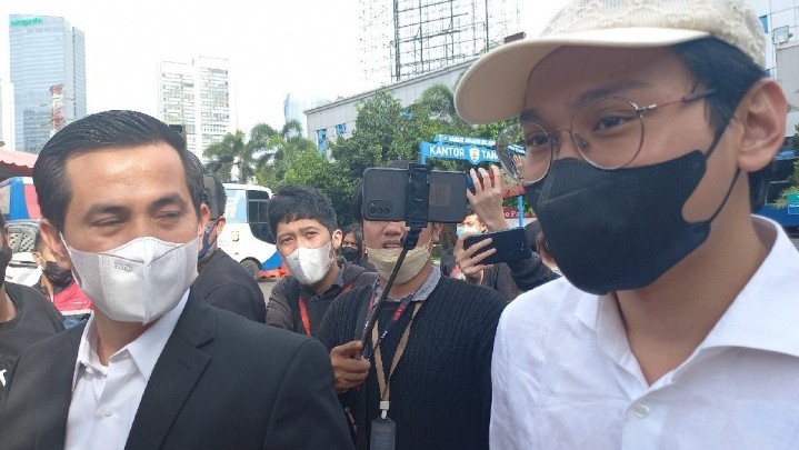 Indra Kenz Akhirnya Minta Maaf pada yang Merasa Dirugikan Indra Kenz Akhirnya Minta Maaf pada yang Merasa Dirugikan