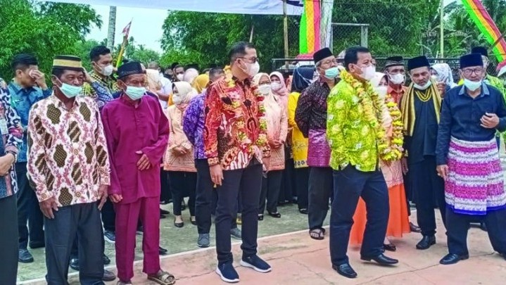 Tanjung Simandolak Diapresiasi Plt Bupati Kuansing Karena Jadi Desa Penangkar Benih Padi Tanjung Simandolak Diapresiasi Plt Bupati Kuansing Karena Jadi Desa Penangkar Benih Padi