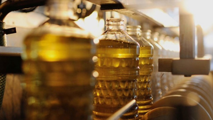 Puluhan Ton Minyak Goreng akan Dijual pada Perusahaan Kosmetik, Polisi Kembangkan Kasus Puluhan Ton Minyak Goreng akan Dijual pada Perusahaan Kosmetik, Polisi Kembangkan Kasus