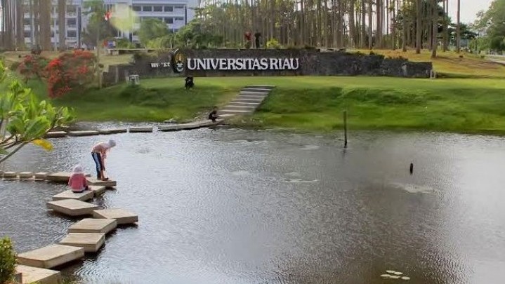 Olimpiade Fisika XVI se-Sumatera Dimulai Olimpiade Fisika XVI se-Sumatera Dimulai