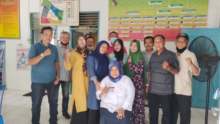 Jabat Lurah Kampung Baru, Asnetti Jalin Silaturrahmi dengan Forum RT RW Padang Bulan