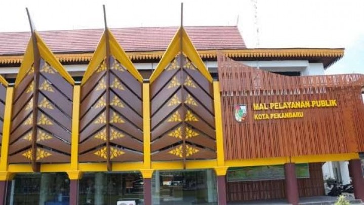 DPMPTSP dan Disdukcapil Pekanbaru Raih Penghargaan Tingkat Nasional