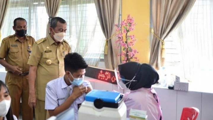 Berikut Capaian Vaksinasi Siswa SMA Sederajat di Riau