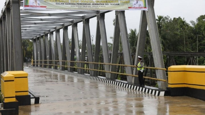 Rohul Dapat Anggaran Rp 20 Miliar dari Pemprov Riau untuk Jalan dan Jembatan