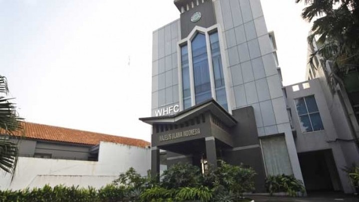 Kasus Covid-19 Melandai, MUI: Rapatkan Shaf