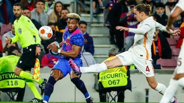 Gol Dianulir, Barcelona Bermain Imbang 1-1 Melawan Galatasaray