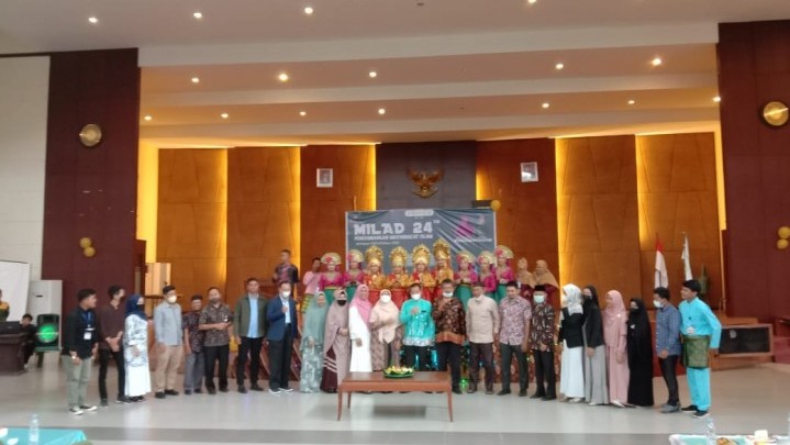 Mahasiswa Jurusan Pengembangan Masyarakat Islam UIN Suska Taja Milad ke-24 Mahasiswa Jurusan Pengembangan Masyarakat Islam UIN Suska Taja Milad ke-24
