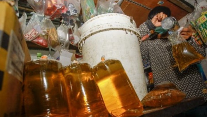 Minyak Goreng Curah Akhirnya Disubsidi Pemerintah Rp14.000 per Liter Minyak Goreng Curah Akhirnya Disubsidi Pemerintah Rp14.000 per Liter