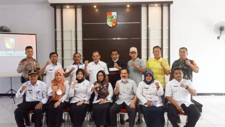 Camat Yeni Harapkan Forum RT RW Dukung Program Pemerintah