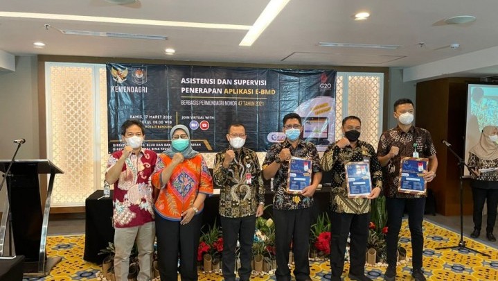 Lima Provinsi Terima Akun Penerapan Aplikasi E-BMD, Riau Salah Satunya Lima Provinsi Terima Akun Penerapan Aplikasi E-BMD, Riau Salah Satunya