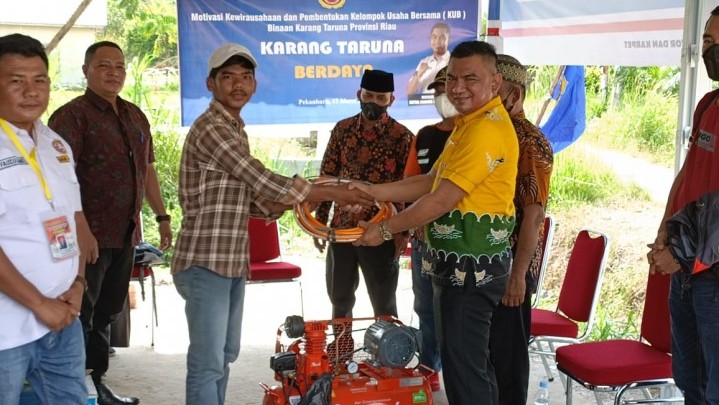 Karang Taruna Provinsi Riau Berdayakan Masyarakat Lewat Pertanian Terpadu Karang Taruna Provinsi Riau Berdayakan Masyarakat Lewat Pertanian Terpadu