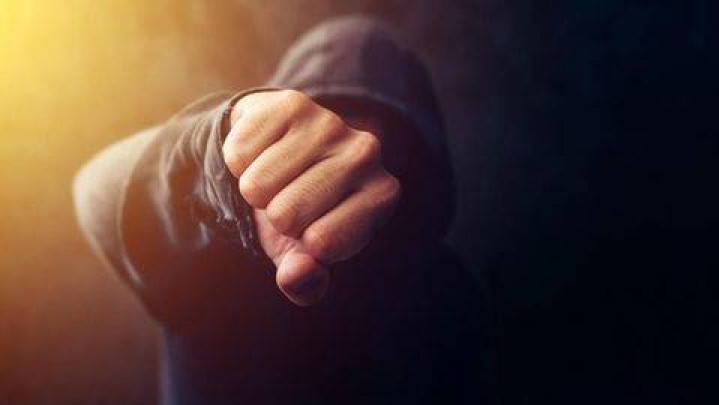 Tujuh Pemuda di Bintan Timur Pelaku Pengeroyokan di Pesta Pernikahan Digelandang Polisi Tujuh Pemuda di Bintan Timur Pelaku Pengeroyokan di Pesta Pernikahan Digelandang Polisi