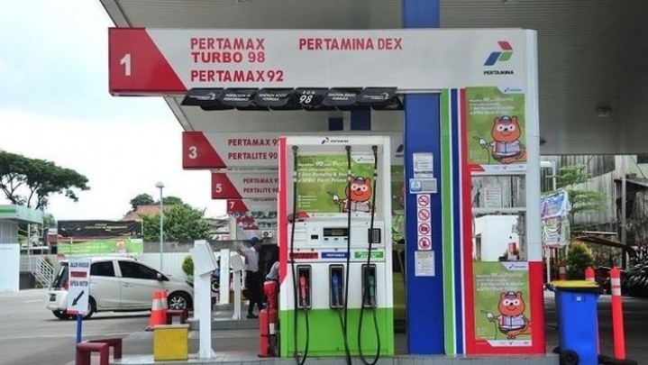 Harga Pertamax Diprediksi Bulan Depan mencapai Rp 16 Ribu per Liter Harga Pertamax Diprediksi Bulan Depan mencapai Rp 16 Ribu per Liter