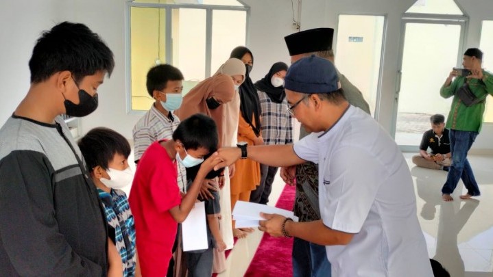 Sambut Bulan Ramadan, Inforiau Media Grup Gelar Tausiyah dan Santuni Anak Yatim