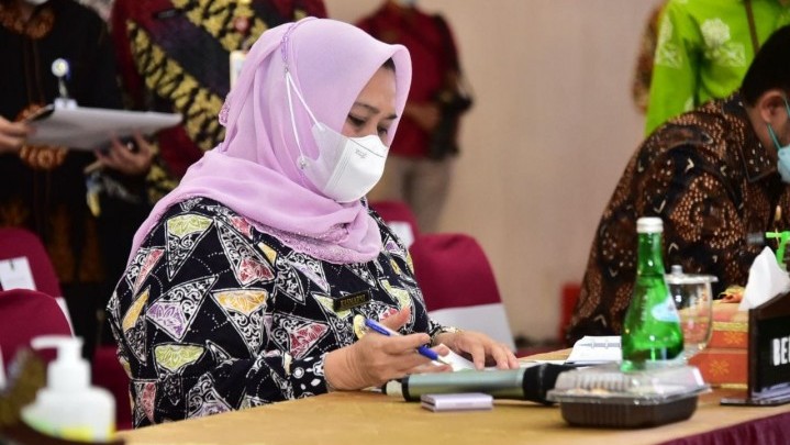 Bupati Kasmarni Sampaikan Permohonan Maaf, Ajak Persiapkan Diri Sambut Ramadan Bupati Kasmarni Sampaikan Permohonan Maaf, Ajak Persiapkan Diri Sambut Ramadan