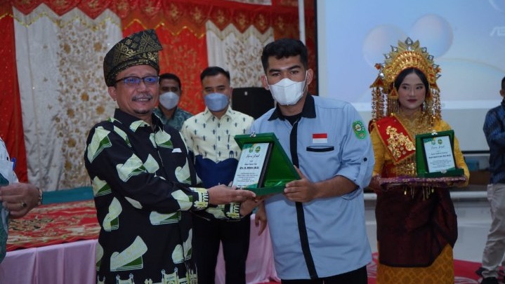 Sekda Arfan Berharap Pengurus IPMKS-SB Jadi Generasi Emas Siak Sekda Arfan Berharap Pengurus IPMKS-SB Jadi Generasi Emas Siak