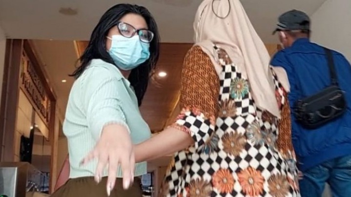 Dea Onlyfans Ajukan Diri Sebagai Justice Collaborator Dea Onlyfans Ajukan Diri Sebagai Justice Collaborator