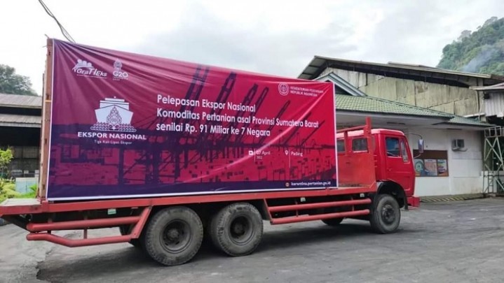 Sumbar Ekspor Komoditas Pertanian Senilai Rp 91 Miliar Sumbar Ekspor Komoditas Pertanian Senilai Rp 91 Miliar